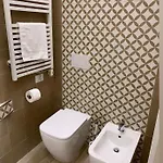לינה וארוחת בוקר Serghouse 4*