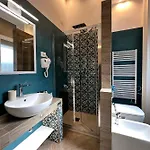 Serghouse לינה וארוחת בוקר נאפולי