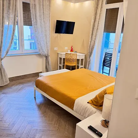 Serghouse 4* Неаполь