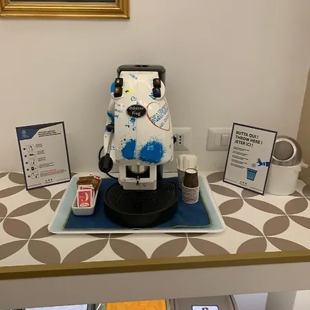 Serghouse 4* Νάπολη