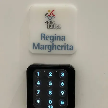 Serghouse 住宿加早餐酒店 那不勒斯