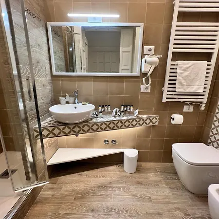 Serghouse فندق مبيت وإفطار